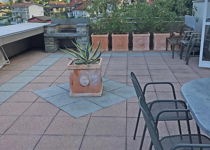 Res Roncaccio, Bilancia By Holap Sa Gambarogno